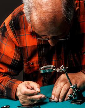 查尔斯·温宁格-马尾区积家维修服务中心制表师