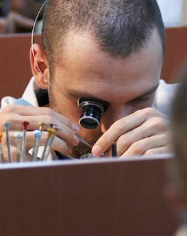 安尼塔·阿普里尔-鼓楼区积家维修服务中心制表师